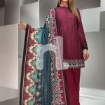 Maroon Color 3 Piece Unstitched Khaddar Pakistani Pret Wear Available For Shopping Online On Discount Rate At Sale By Nishat Linen Winter Collection 2017.