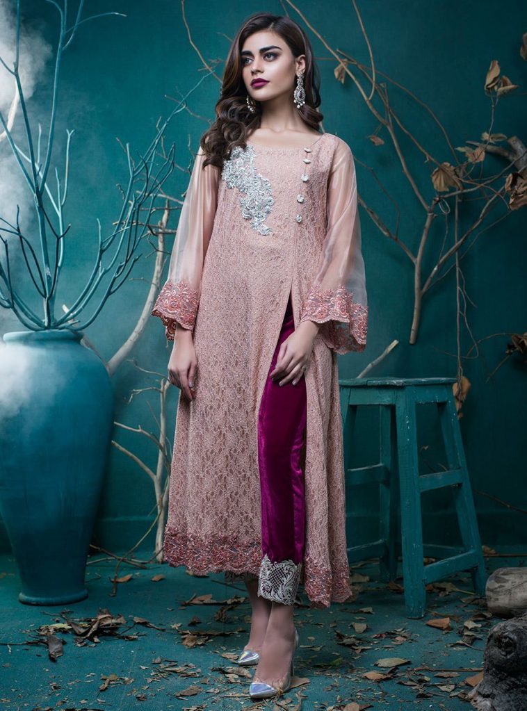 Pinkish Elegant 3 Piece Designer Pakistani prêt wear Dress By Zainab chottani Online Winter Collection