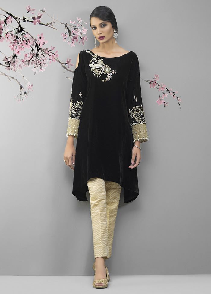 This elegant stitched velvet embroidered dress available at a decent price at online stores stores by Deepak Perwani luxury pret collection 2018