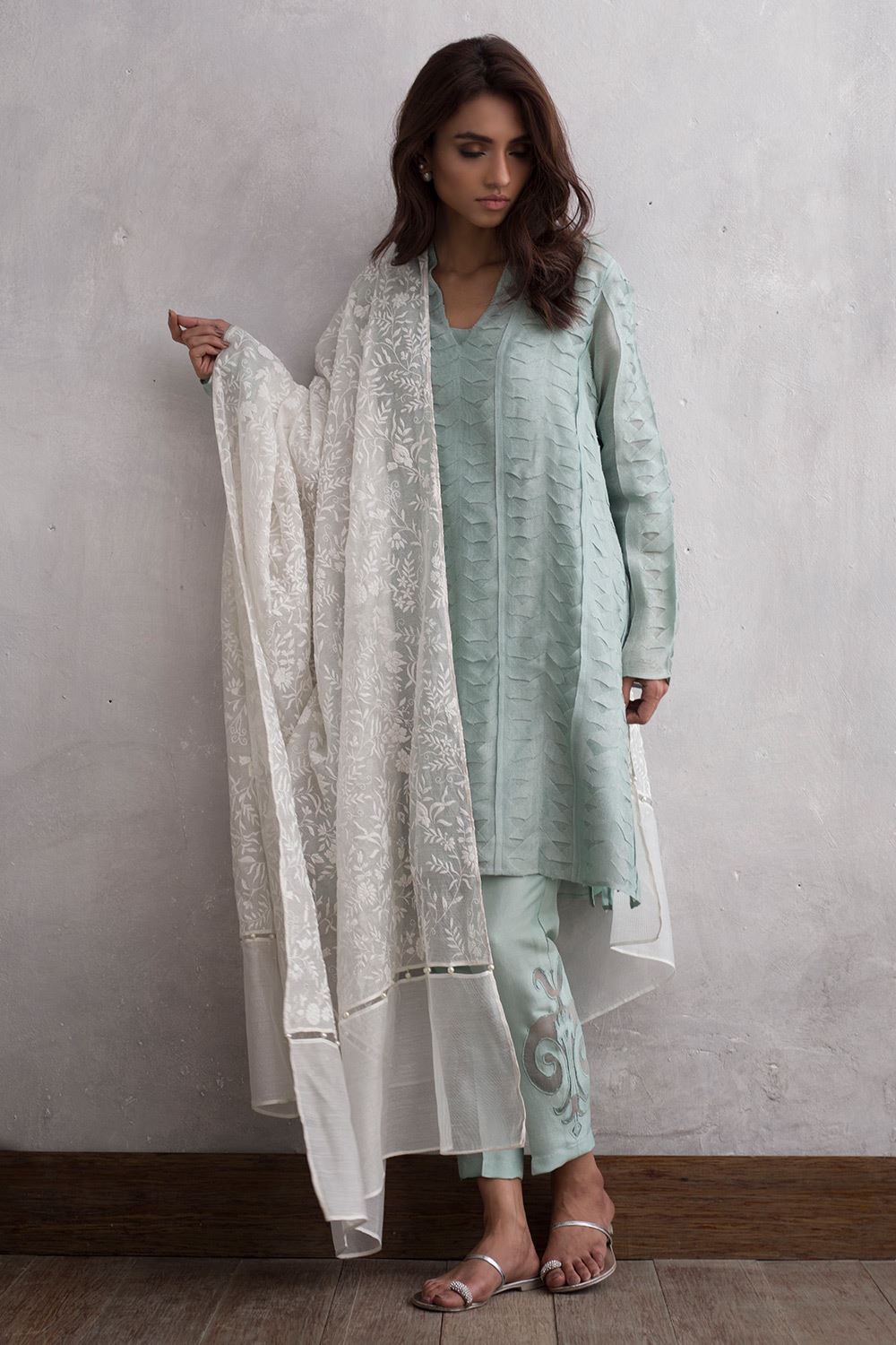 Pakistani cotton 3 piece ready to wear dress by Nida Azwar Tradtional wear 2018Pakistani cotton 3 piece ready to wear dress by Nida Azwar Tradtional wear 2018