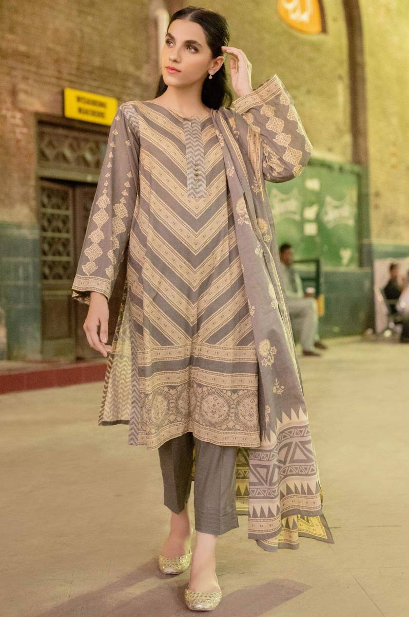 Ready to Wear Printed Suit Zeen Winter Collection 2019