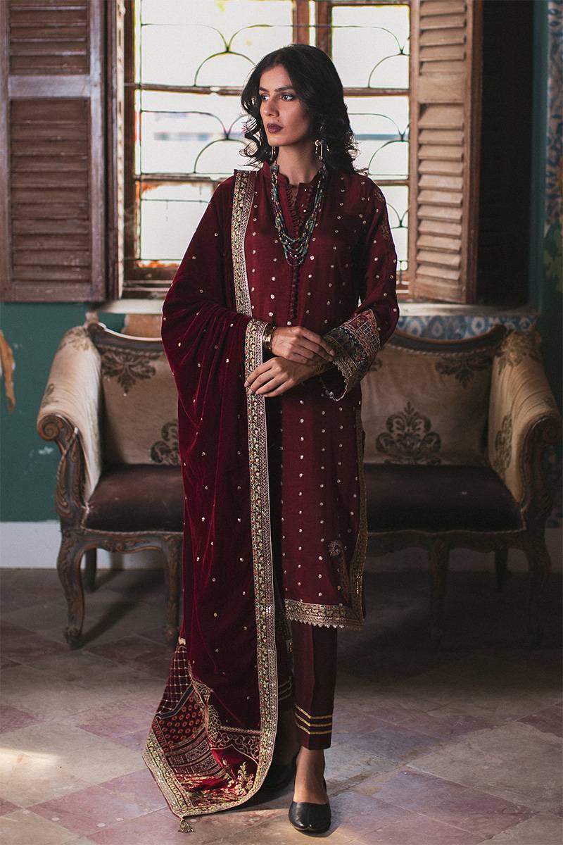 11 Formal Dresses for Pakistani Weddings By Qalamkar - Online Shopping ...